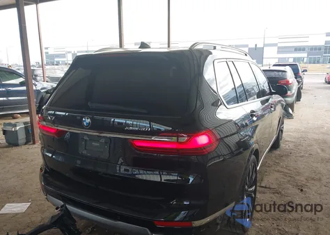 2020 BMW X7 xDrive40I z USA, uszkodzony, nr VIN 5UXCW2C0XL9A00480